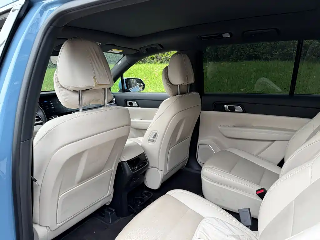 Li Auto Li ONE — миниатюра 11