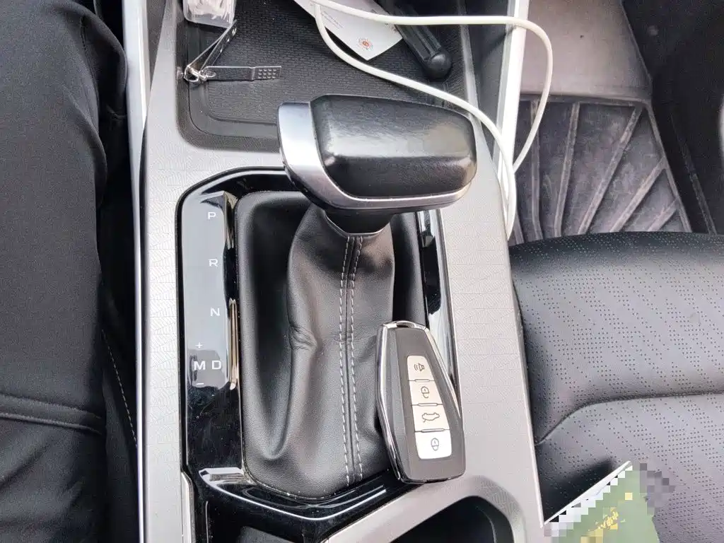 Geely Emgrand — миниатюра 15