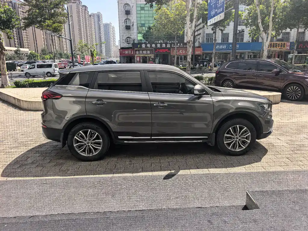 Geely Boyue — миниатюра 5