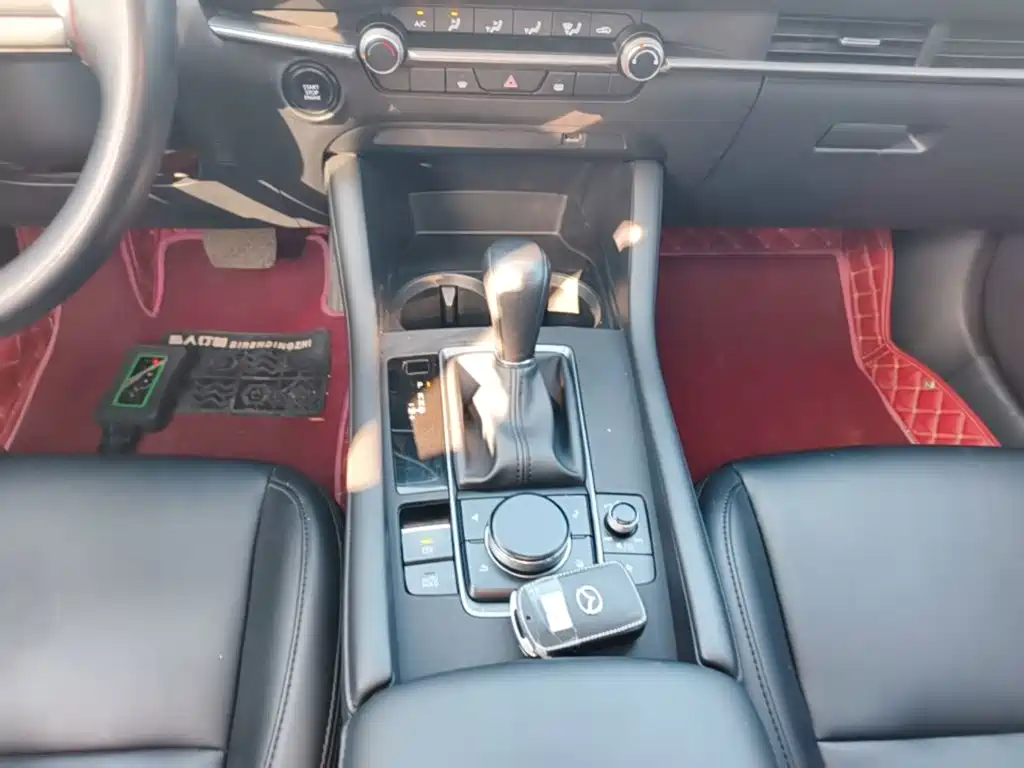 Mazda 3 Axela — миниатюра 14
