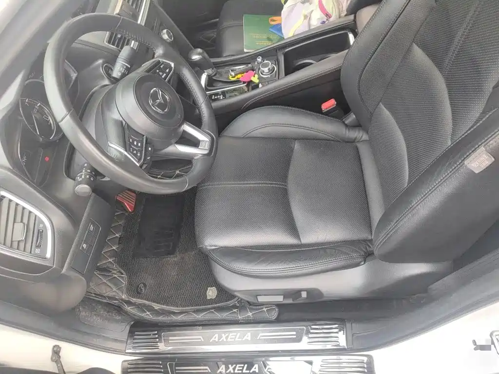 Mazda 3 Axela — миниатюра 16