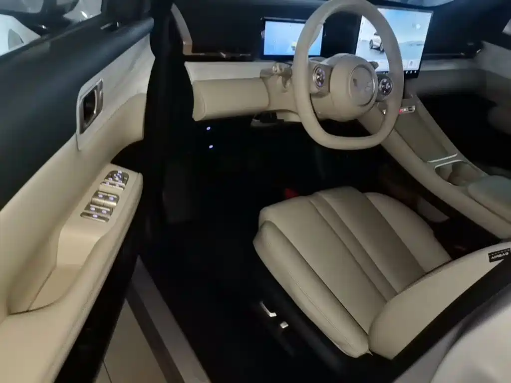 Wuling Xingguang S — миниатюра 15
