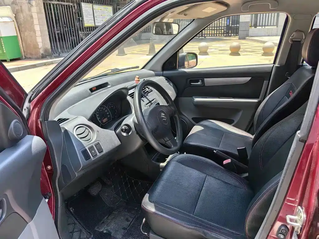 Suzuki Swift — миниатюра 4