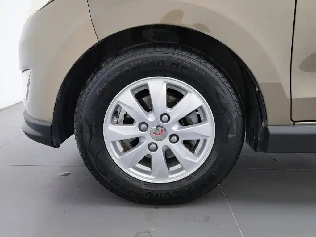 Wuling Hongguang — миниатюра 17