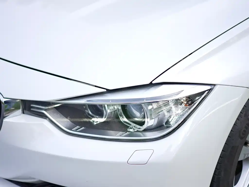 BMW 3 Series (Import) — миниатюра 7
