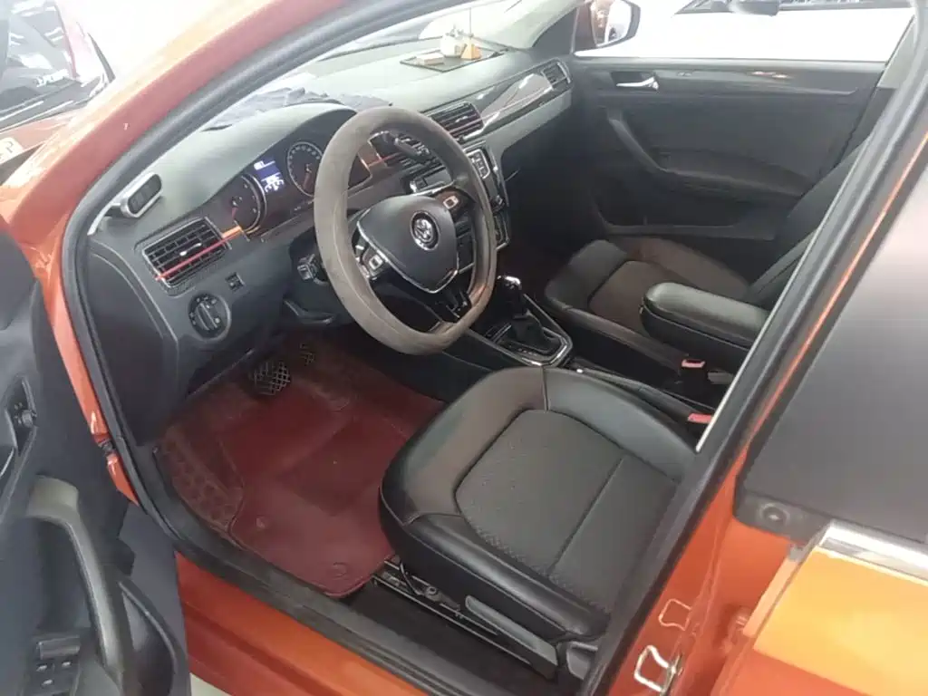 Volkswagen Santana — миниатюра 15
