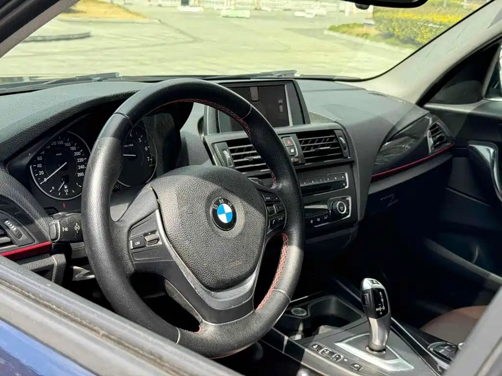 BMW 1 Series (Import) — миниатюра 8