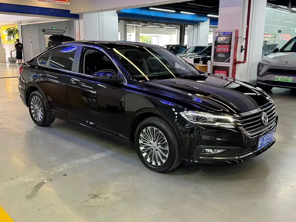 Volkswagen Lavida — миниатюра 5