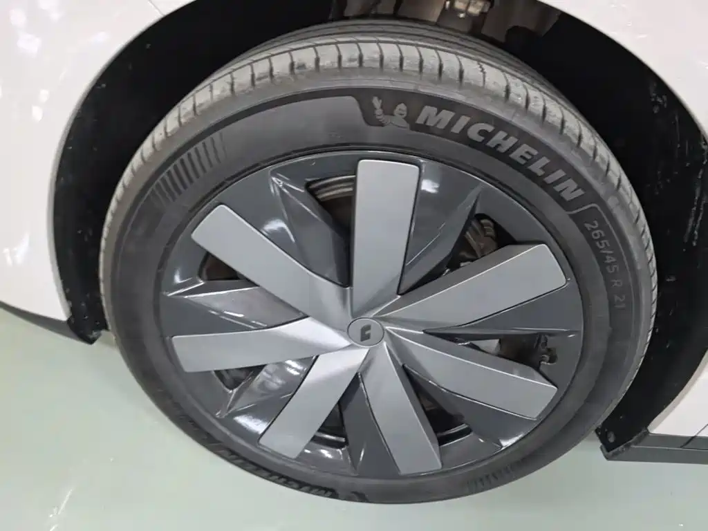 Li Auto Li i8 — миниатюра 23