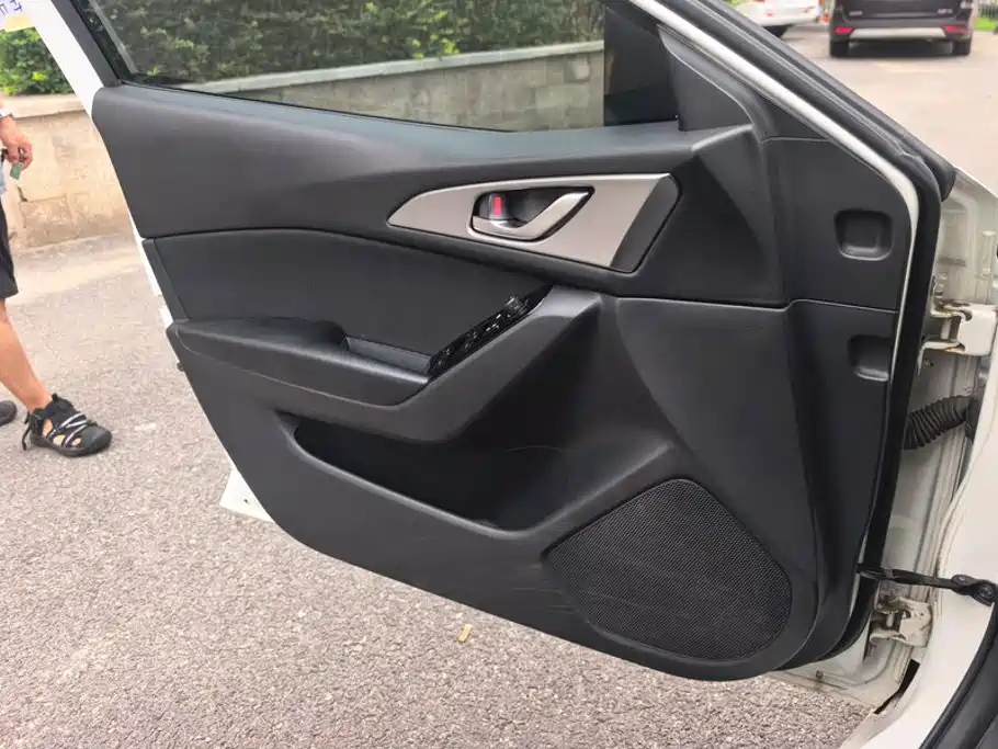 Mazda 3 Axela — миниатюра 7