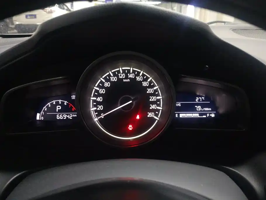 Mazda 3 Axela — миниатюра 14