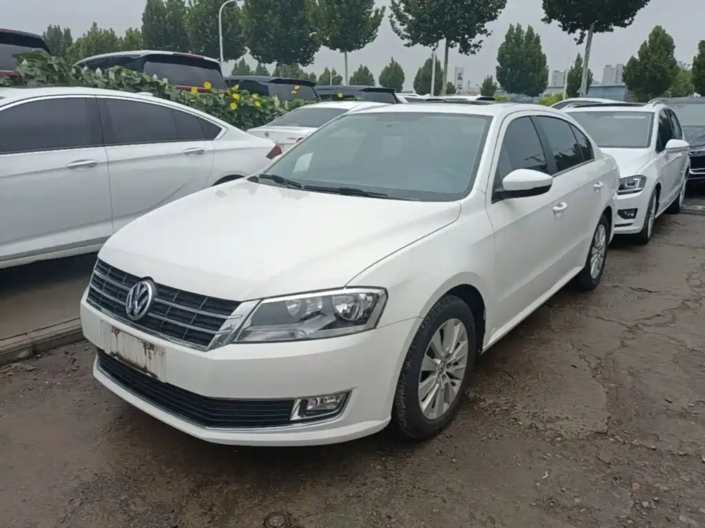 Volkswagen Lavida — миниатюра 2