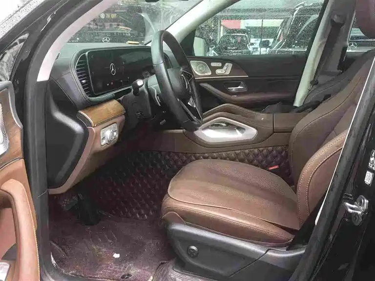 Mercedes-Benz GLE (Import) — миниатюра 4