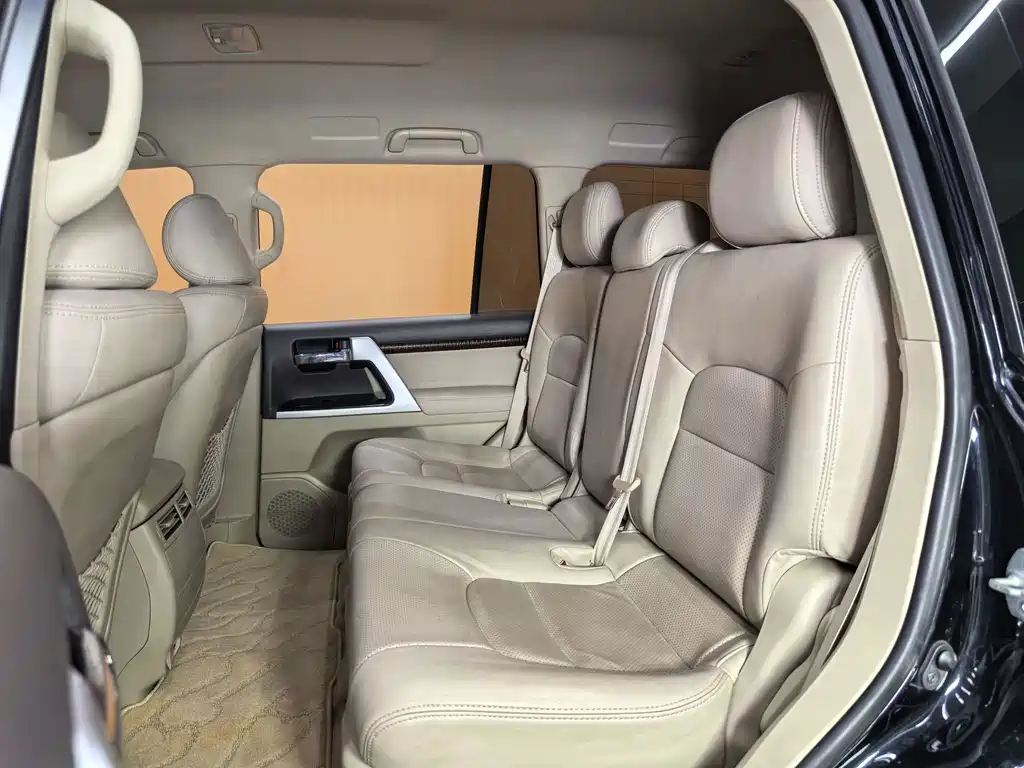 Toyota Land Cruiser — миниатюра 15