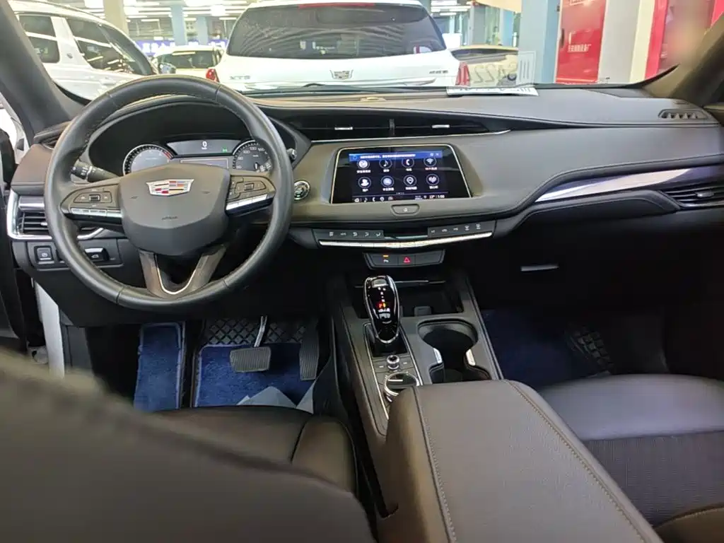 Cadillac XT4 — миниатюра 10