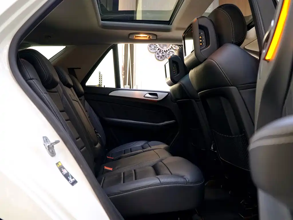 Mercedes-Benz M-Class AMG — миниатюра 6
