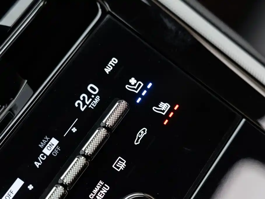 Porsche Panamera — миниатюра 25
