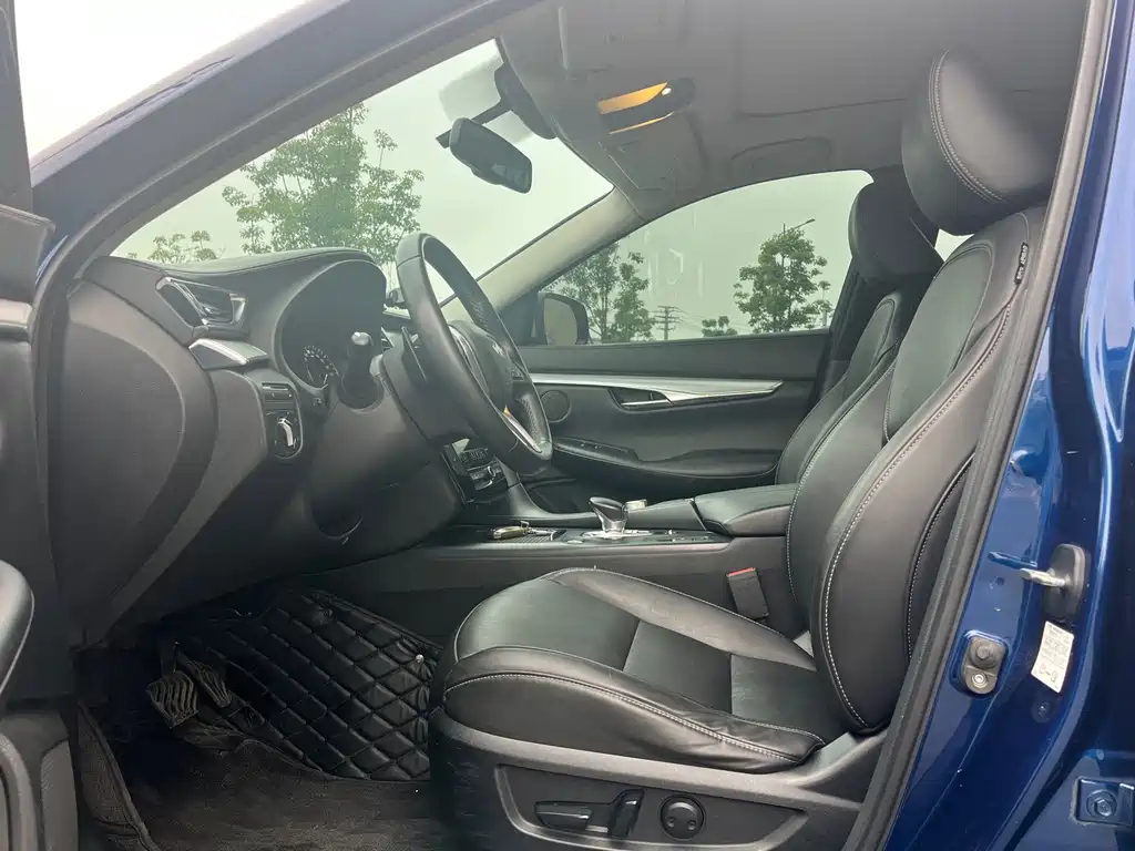 Infiniti QX50 — миниатюра 11