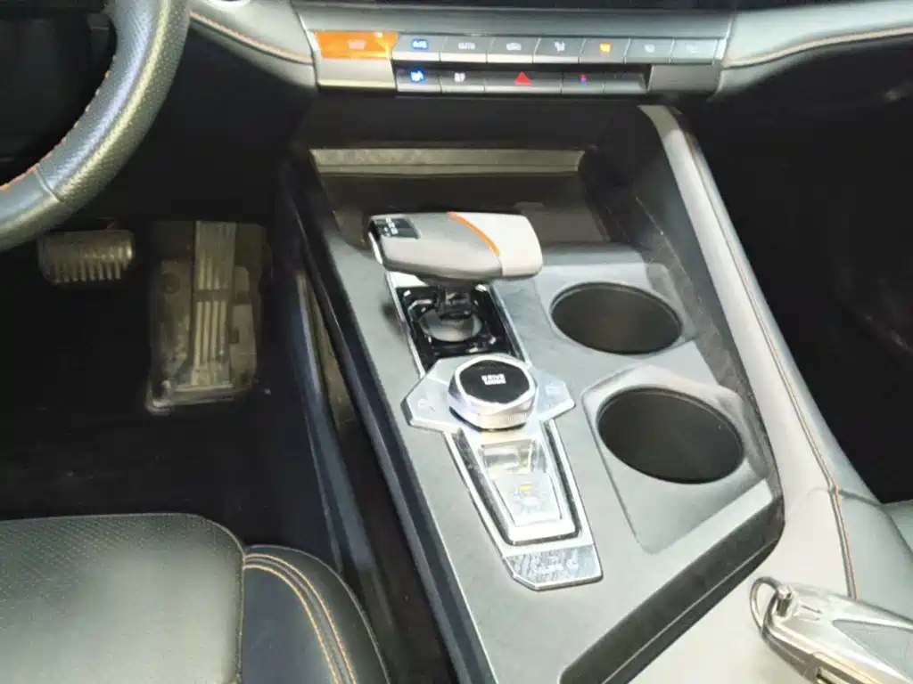 Changan UNI-V — миниатюра 14