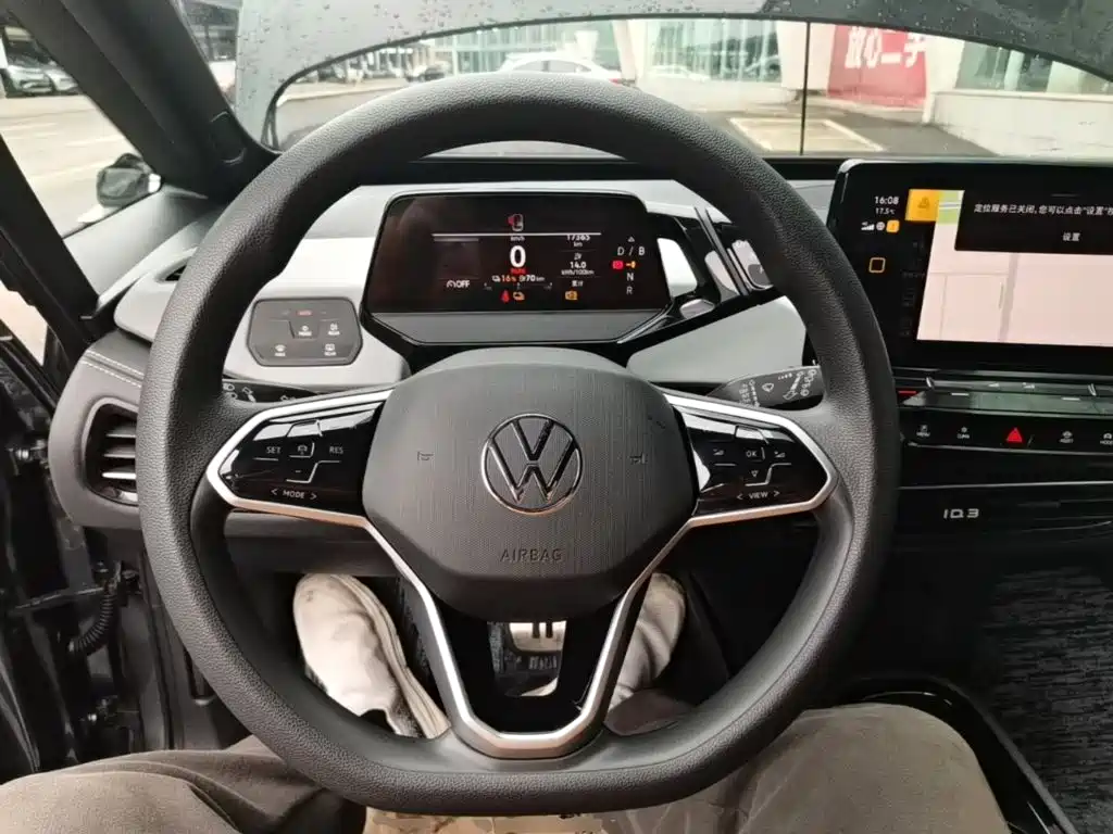 Volkswagen ID.3 — миниатюра 11