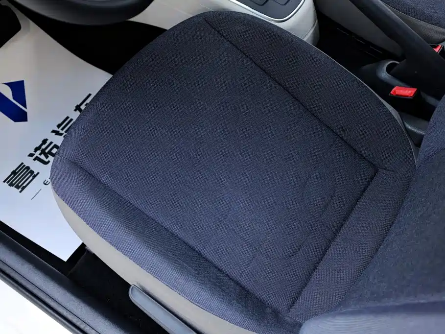 Volkswagen up! — миниатюра 27