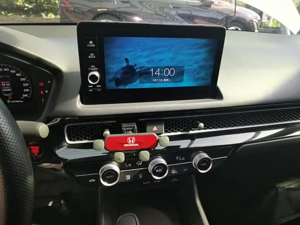 Honda Civic — миниатюра 13