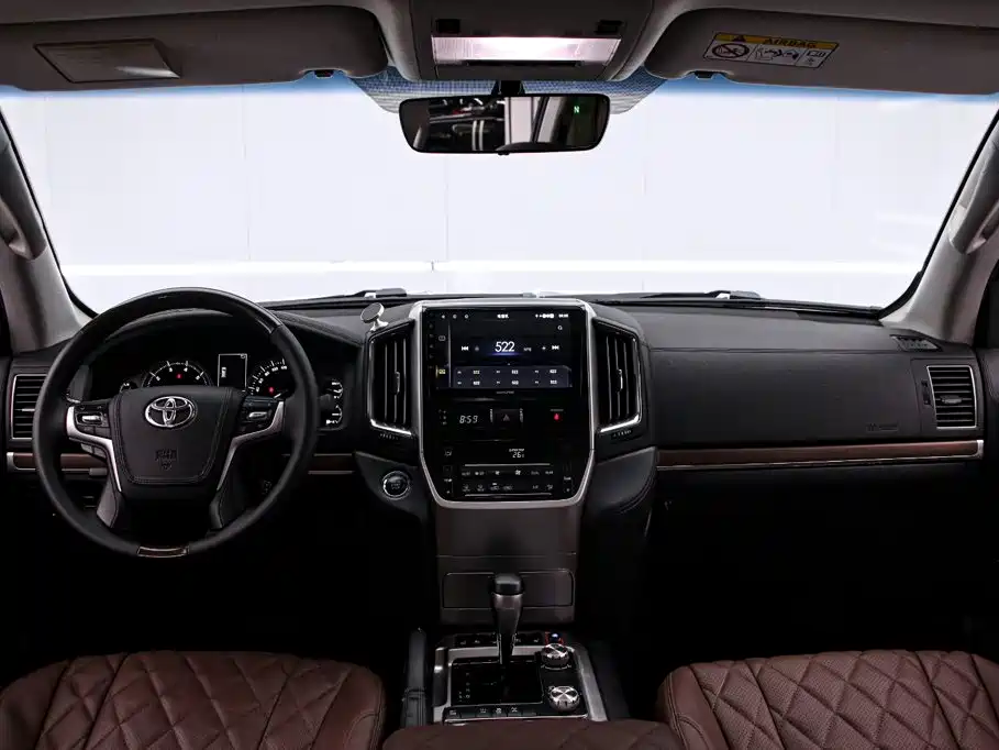 Toyota Land Cruiser — миниатюра 5