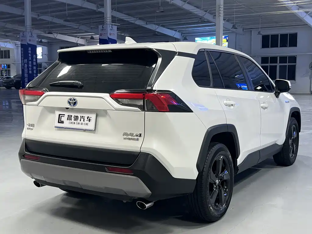 TOYOTA RAV4 RONGFANG