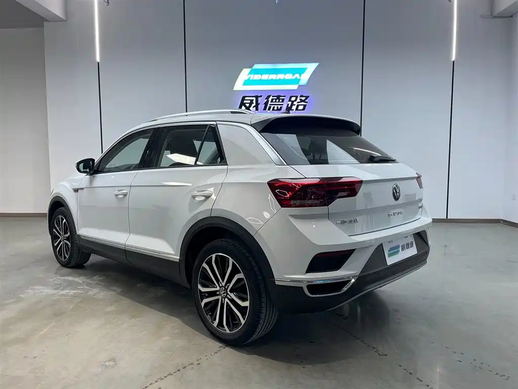 VOLKSWAGEN T ROC EXPLORING SONGS