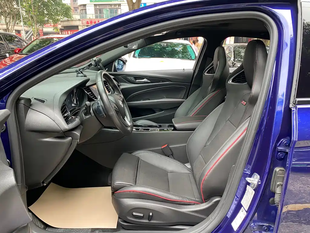 Buick Regal — миниатюра 8