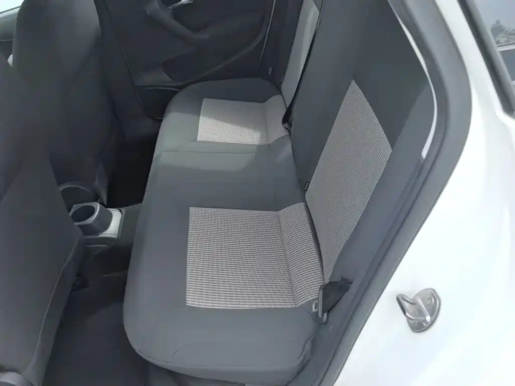 Volkswagen Polo — миниатюра 17