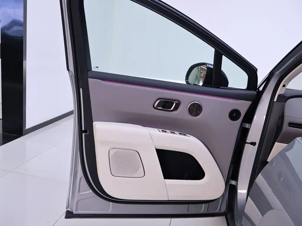 Li Auto Li i8 — миниатюра 18