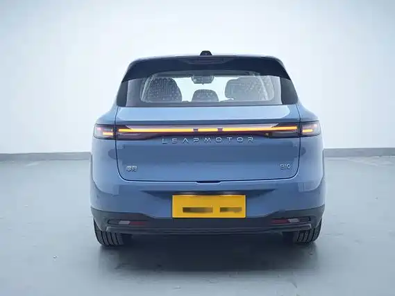 Leapmotor Leapmotor B10 — миниатюра 5