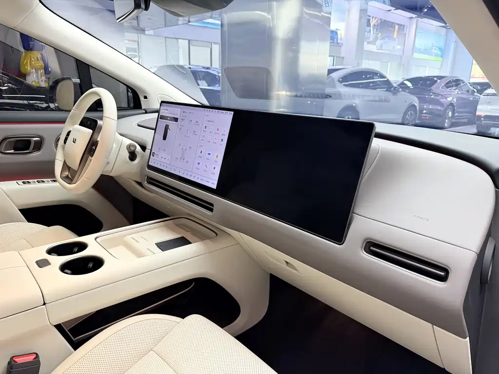 Li Auto Li i8 — миниатюра 13