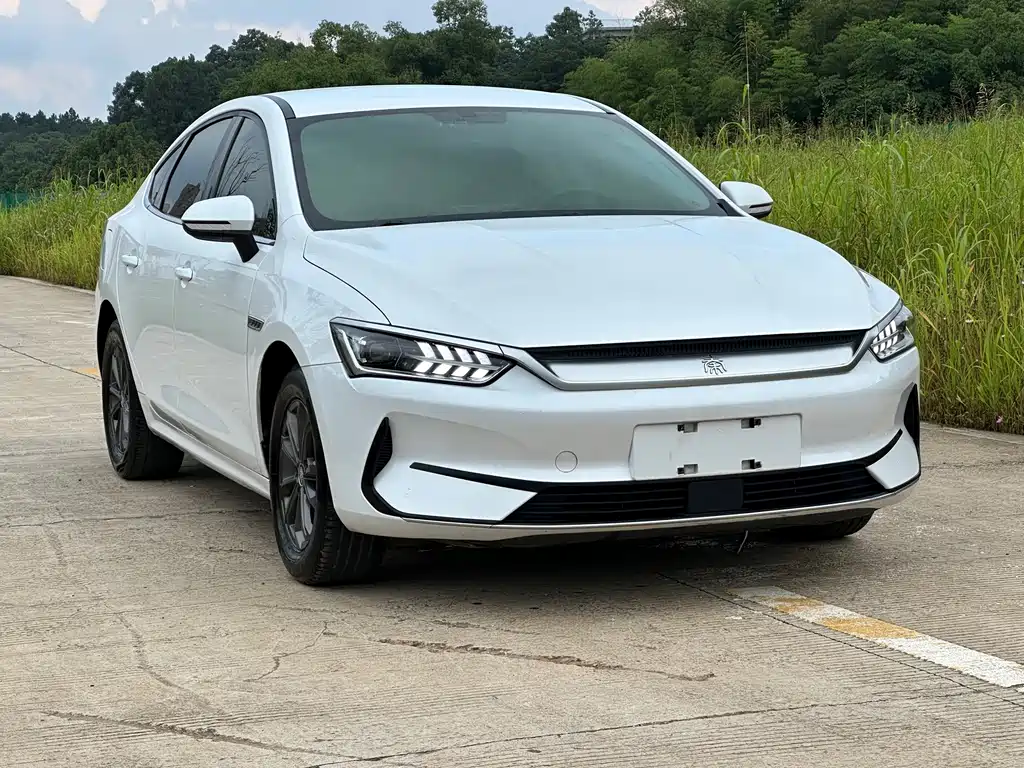 BYD Qin PLUS — миниатюра 3