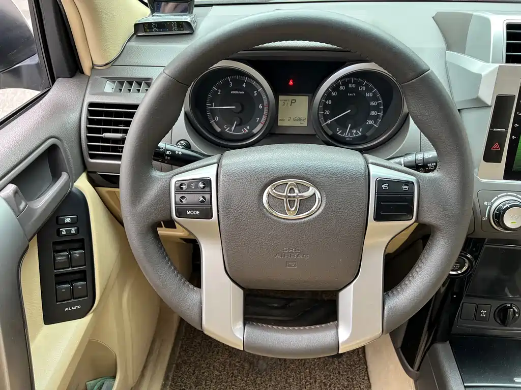 Toyota Prado (Import) — миниатюра 6