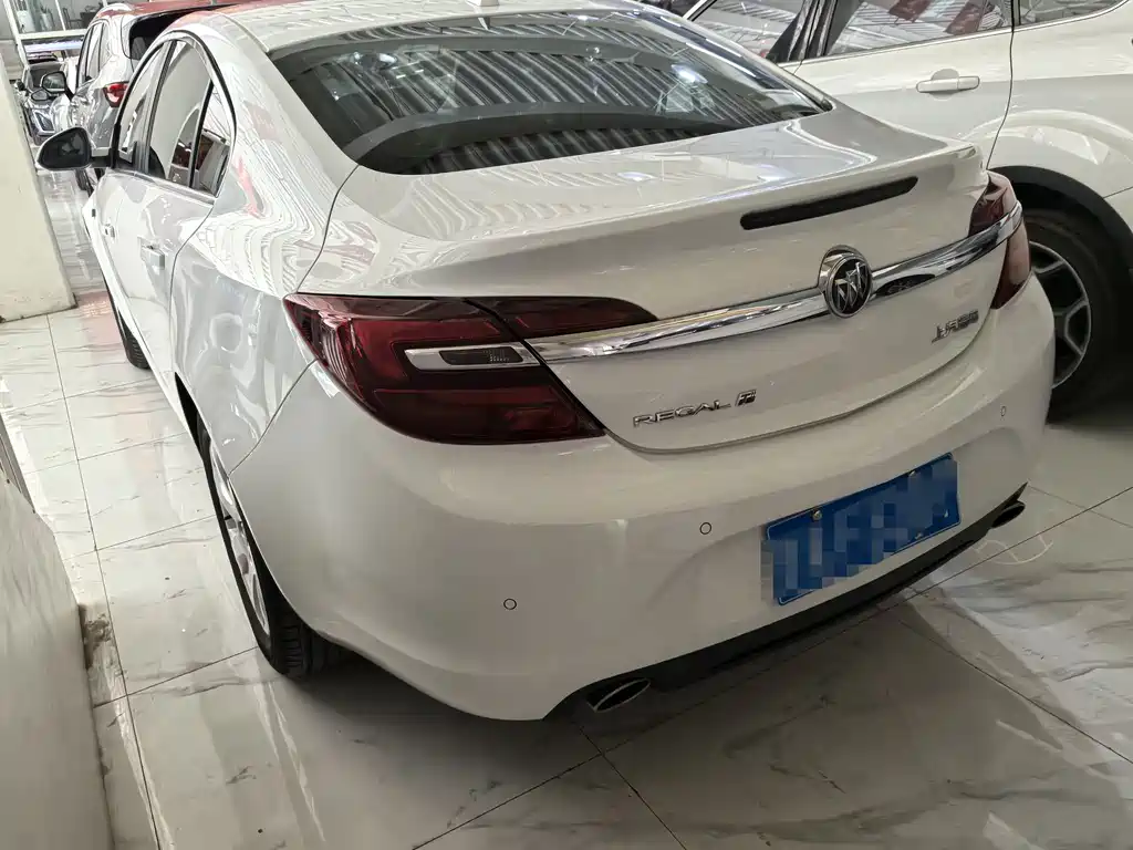 Buick Regal — миниатюра 4