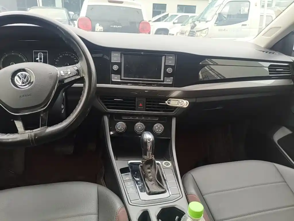 Volkswagen Bora — миниатюра 13
