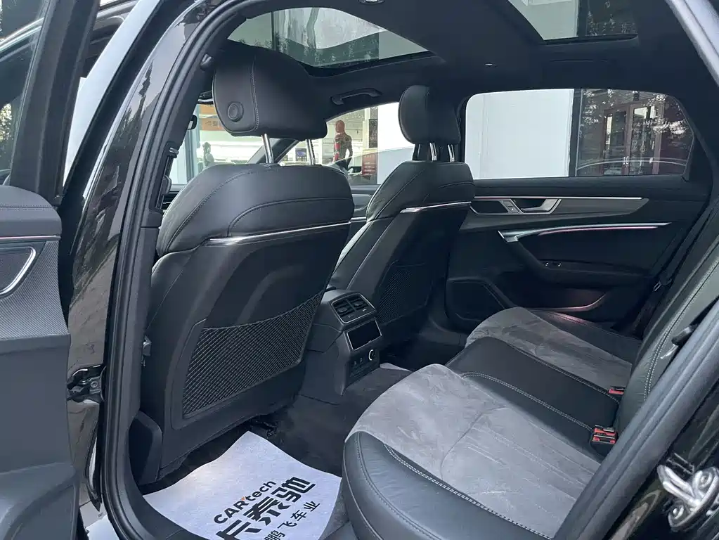 Audi A6L New Energy — миниатюра 13