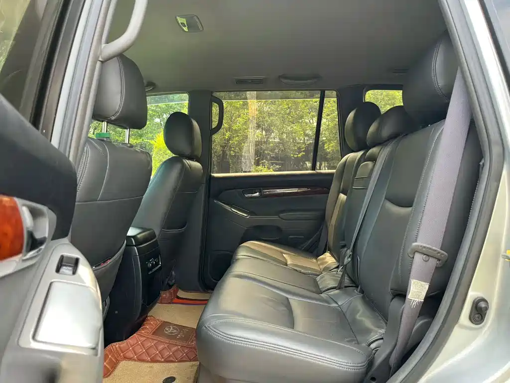 Toyota Prado (Import) — миниатюра 7