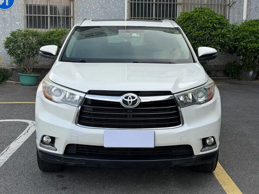 Toyota Highlander — миниатюра 2