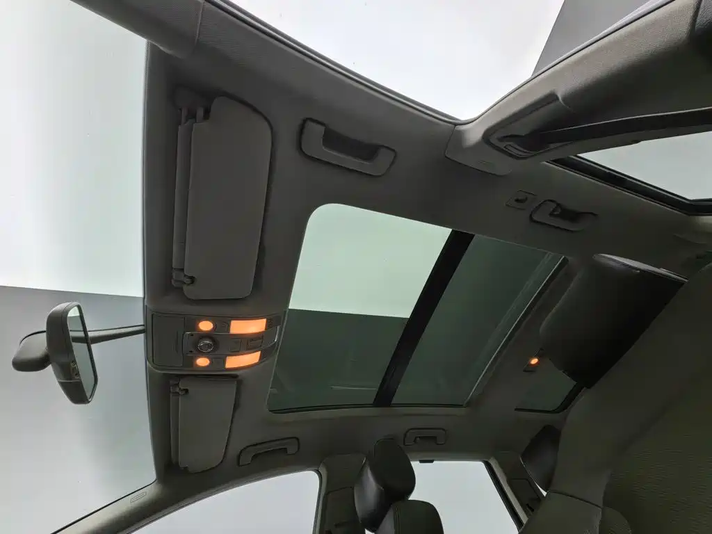 Audi Q7 — миниатюра 14