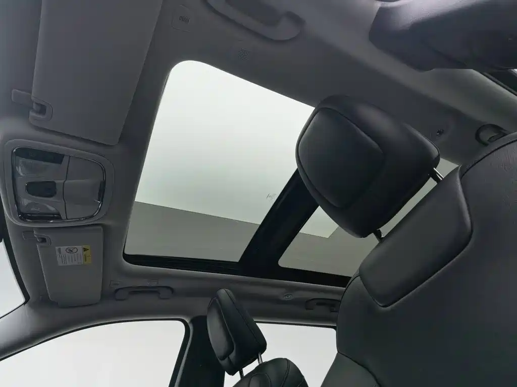 Jeep Cherokee — миниатюра 14