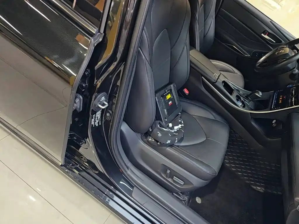 Toyota Avalon — миниатюра 25