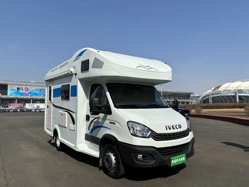 IVECO Ousheng — миниатюра 3
