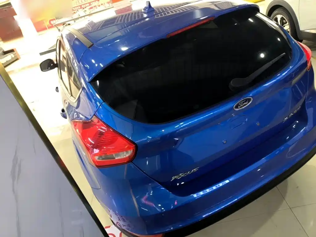 Ford Focus — миниатюра 5
