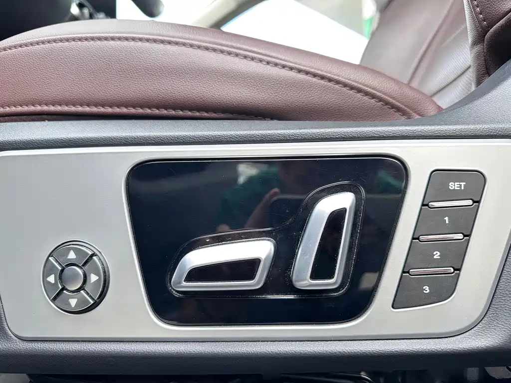 Wey Wey VV5 — миниатюра 18