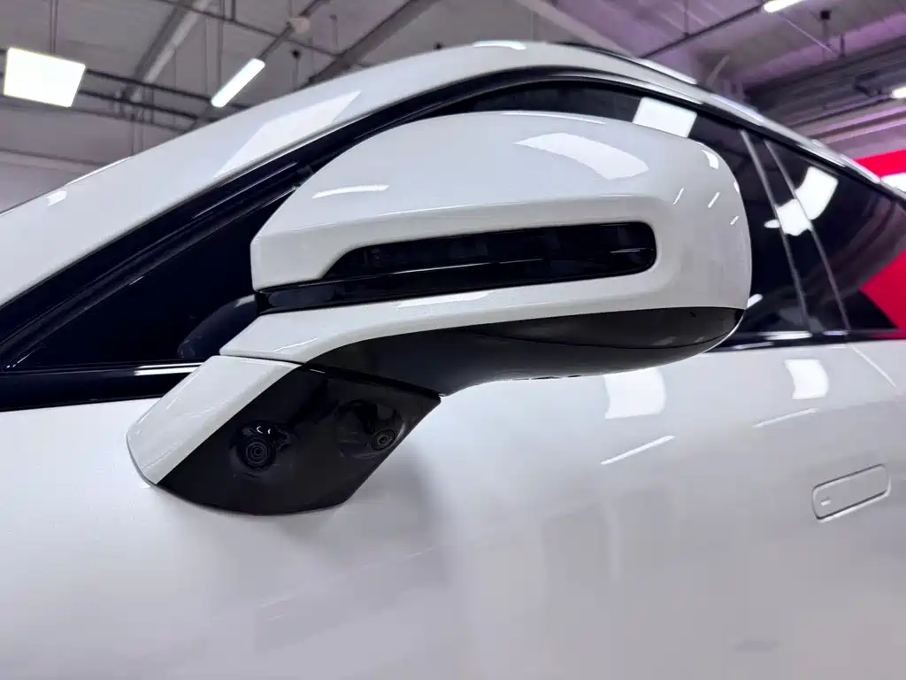 XPeng G9 — миниатюра 17