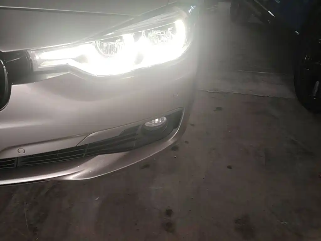 BMW 3 Series — миниатюра 24