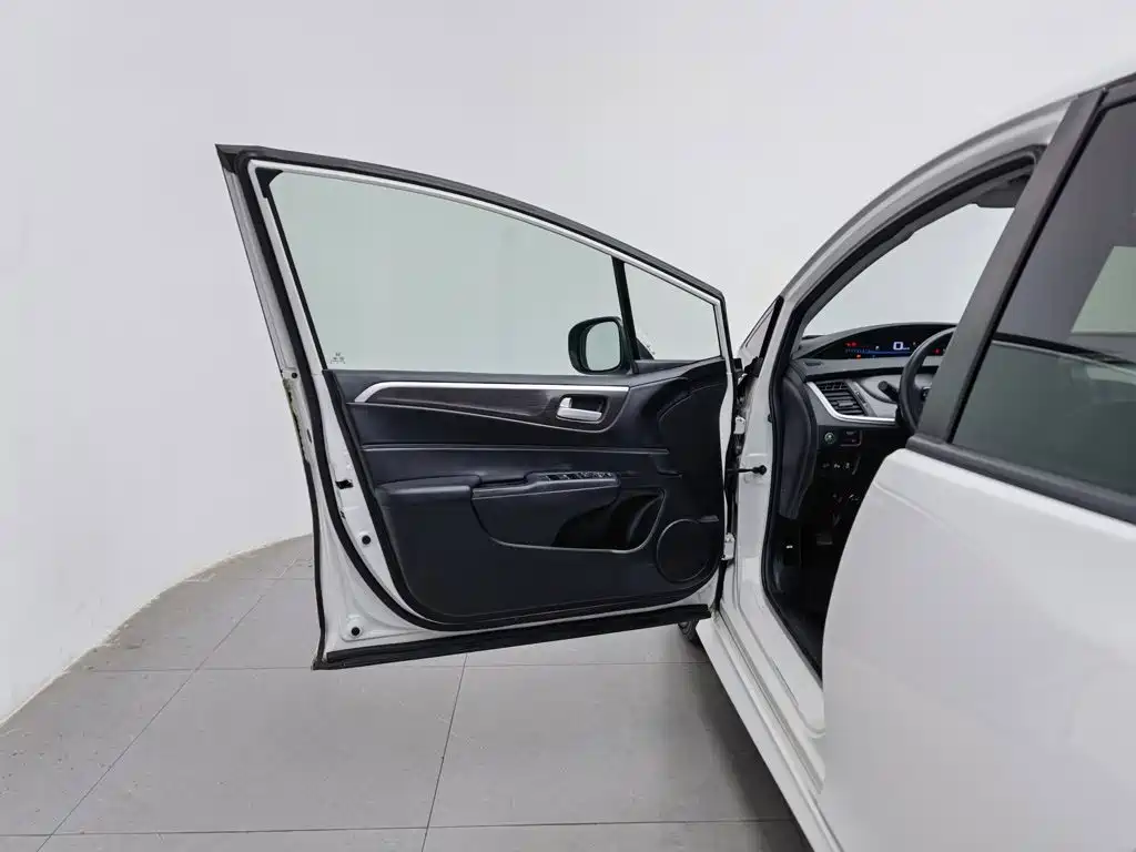 Honda Jade — миниатюра 8